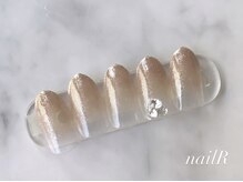 ネイルアイラッシュ アールエビス(R EBISU)/グラデーションネイル