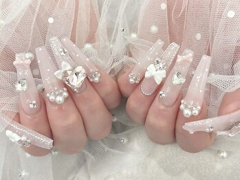 ミー(MI)の写真/《初めての方にもオススメ！》派手なネイルが出来ない方やシンプル派がお好きな方に◎