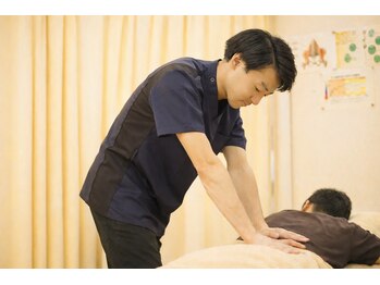 さくら鍼灸整骨院 平塚院の写真/≪全スタッフ国家資格保持≫メンズ★男性のコリ痛みに特化！働く体そろそろリセット！タイパ&コスパ最強◎