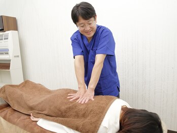 らいおんハート鍼灸整骨院 ダイエー海老名/腰の施術