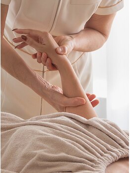 イシスビューティー/手にも癒しと美しさを