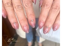 ブリリアント(Brilliant)/上品ネイル