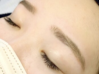 リリー(Liliy)の写真/【大人気アイブロウワックス¥3500~】骨格に合わせて好印象のお目元へ♪メンズOK◎セットメニューもあり！