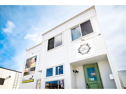 ニコリー(NICOLY)の写真