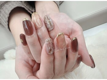 フローラネイルサロン/