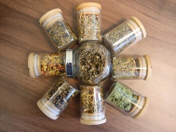 よもぎ蒸し ココ(COCO)の写真/《よもぎ蒸しで女性の健康をサポート》老廃物の排出を促進！代謝UPで冷えが原因の不調を改善しましょう！