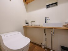 エヌプラスボディワークス(n+body works)/トイレ