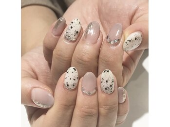 カラン 焼津店(CALIN)/ダルメシアンネイル
