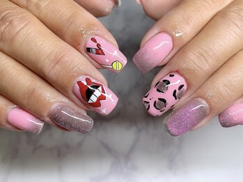 ピンク寄せ集めネイル