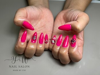 ユーネイル(YW nail)/ワンカラー＋パーツ