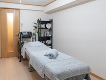 STUD &nbsp;BeautyStudio【スタッド】 美白/シミ/たるみ/毛穴/脱毛/眉毛/スカルプケア/施術ルーム