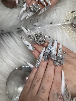 ネイルアルバ(Nail ALBA)の写真/再現性高め＃やりたいをお任せ★今流行りのゴテゴテスカルプ♪3Dや様々なアートやストーンで季節を表現◎ 