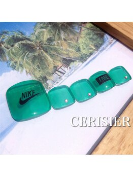 スポーティーフットジェルネイル