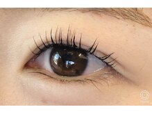 ルピナス(LUPINAS)/ロイヤルラッシュリフト上下