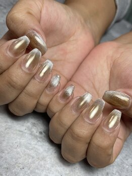 ルシアネイルサロンの写真/"マグネットネイル"が当店のイチオシ！マグネットは派手でなかなか挑戦できない...というあなたにも◎