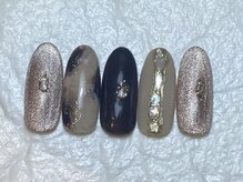 レイネイル レイアイ 各務原店(RAY NAIL & ray eye)/12月定額トレンドデザインコース