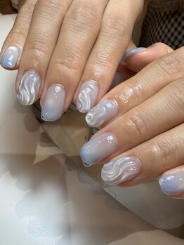 千華/最新の雫ネイルは滴る感じ