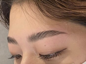 ザ コースト バイ ネオリーブ(The coast by neolive)/ハリウッドブロウリフト