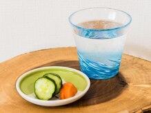 古民家マシンピラティス　葵川堂　【プライベート専門】越谷の雰囲気（プチギフトでほっこり。津軽びいどろのグラスでお出迎え。）