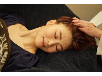 ラヴィブリエ 京橋/タレントも通う、信頼される技術