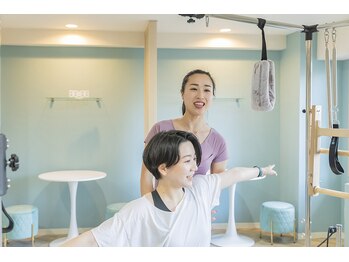 ジーンピラティスウメダ 梅田店(Gene Pilates Umeda)
