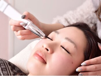 アネラ 流山おおたかの森店(Anela)/ラッシュアディクト