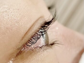 ダイヤモンドアイズ 横浜ルミネ店(DIAMOND EYES)/デザインラッシュリフト