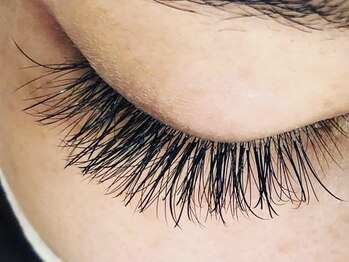 フレイムス アイラッシュ アンド ネイル(FRAMES)/3Dボリューム×フラットMIX