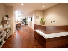 スタジオ ウィル(Studio Will)/カフェ併設のラウンジ