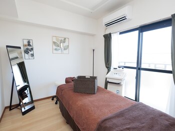 ポルトボヌール(Porto Bonheur)/シンプルな施術ルーム