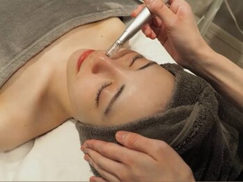 シズク ビューティーサロン(SHIZUKU beauty salon )の写真/小顔効果◎のレモンボトルをお得な価格で♪シュッとしたお顔を手に入れて痩せ見え＆垢抜けた印象に！
