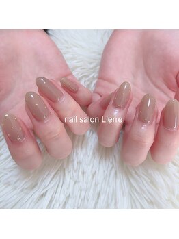 リエール(Lierre)/定額ネイル