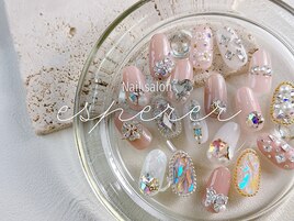 ビジューネイル