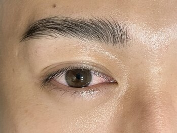 男前サロンの写真/【ハリウッドブロウリフト×WAX脱毛】好印象に劇的チェンジ！毛量が少ない、左右差がある等のお悩み解決◎