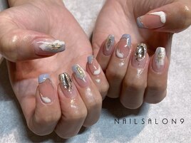 チークニュアンスネイル
