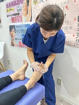 マーサ鍼灸接骨院 イオンタウン浜松葵院/施術風景【整体/浜松葵/静岡】