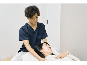ここから接骨院/院長専門施術・自律神経整体
