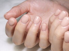 矯正中とわからない美しい手元に
