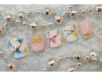 エスフィーネイルサロン ブリーユ(Esfy nailsalon Brille)/5月フットつけ放題