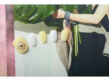 ルーヴル ネイルアンドアイラッシュ 生駒(LOUVRE nail&eyelash)/イエローシェル