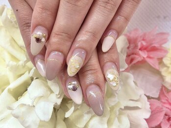 ディーネイル 京橋(D-nail)/立和名/上品な大人シェルネイル