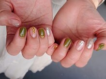 ネイルスミス 高松店(Nailsmith)/カーキ×ミラー