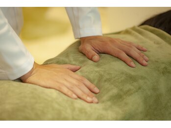 きりん接骨鍼灸院 尼崎武庫之荘店/丁寧な施術で好評