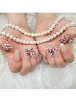 ニニ 高田馬場店(NiNi)/持ち込みデザイン120分やり放題