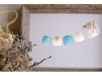 FAST NAIL 荻窪駅前店【パラジェル/ジェルネイル専門/定額/マグネット/フットネイル】/夏ネイル ガラス 【11395】