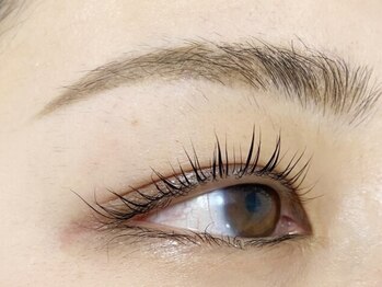 シル 尼崎(Cil)/まつげパーマ/まつ毛パーマ/眉毛