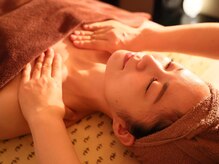 肩・首・背中のコリをゆっくりほどき深い呼吸と快眠へ導きます