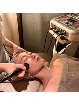 ラボラトリー バイ イー 麻布十番店(laboratory by E)/小顔リフトラフォス【麻布】