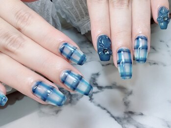 ブルーチェックネイルパラジェル