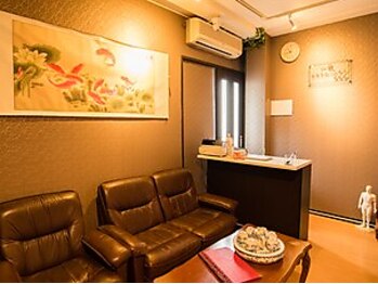 一龍リラクゼーション 新宿東南口本店の写真/【10時-24時営業】アロマリンパ・本格整体&マッサージで血行＆コリの改善◎疲れはその日のうちにリセット
